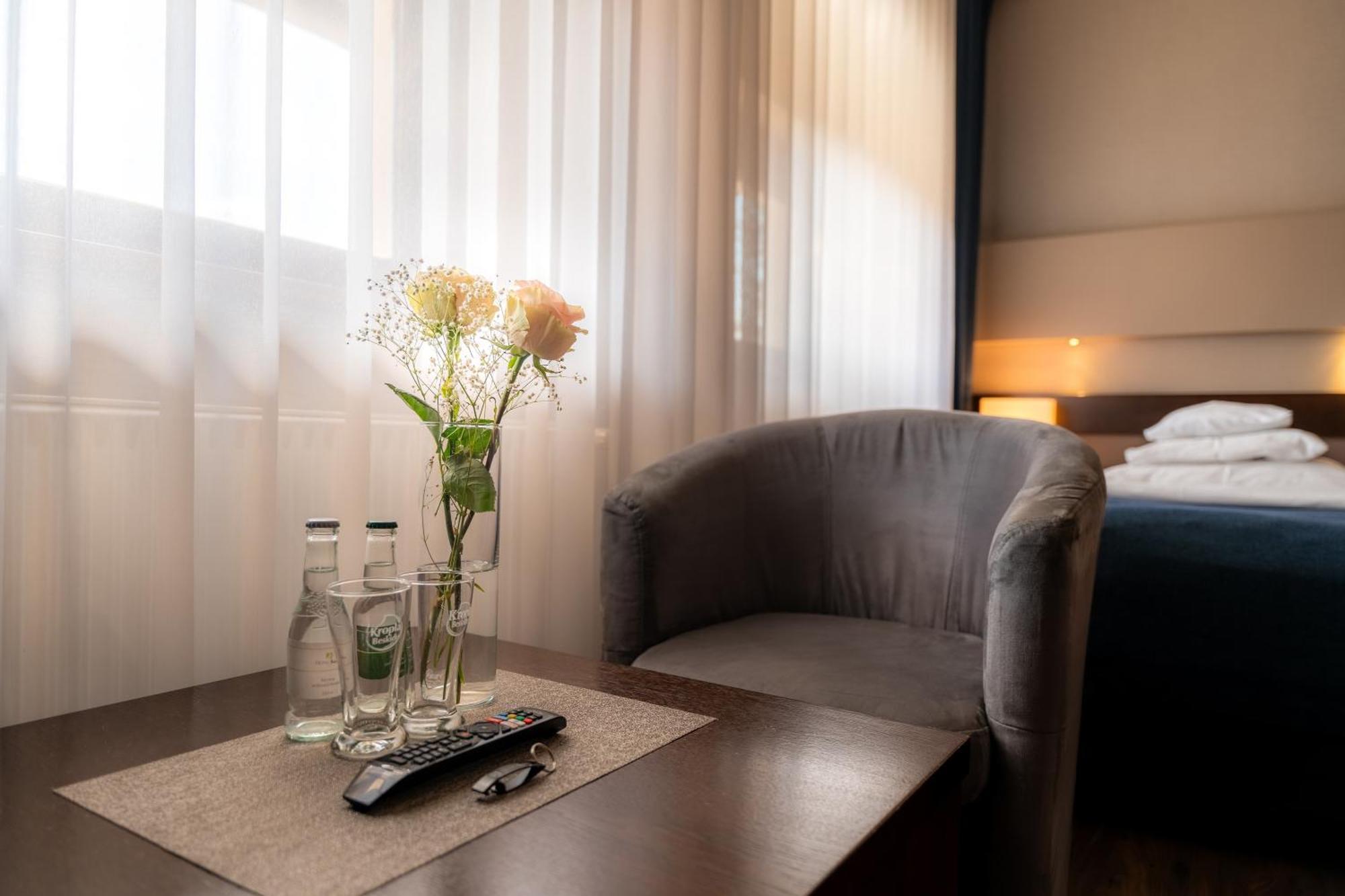 Hotel Salve Glogowek Esterno foto